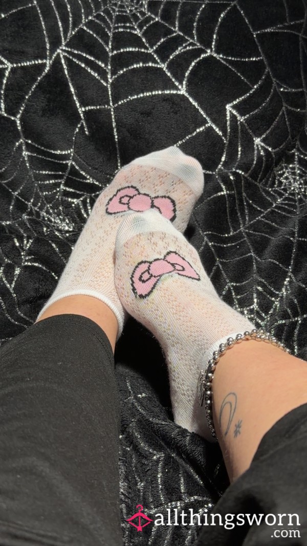 Feet Pictures And Videos - Socks And Glitter Oil