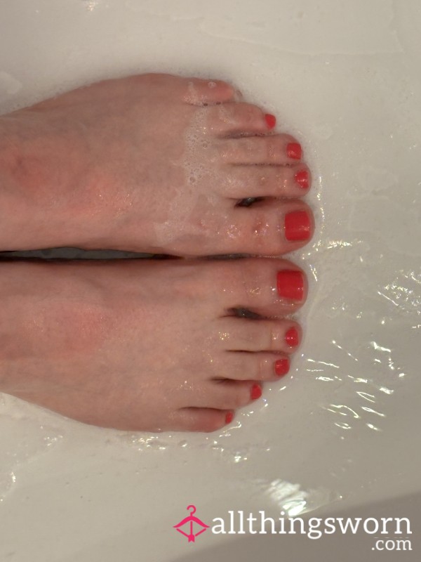 Feet Pictures With Painted Toes
