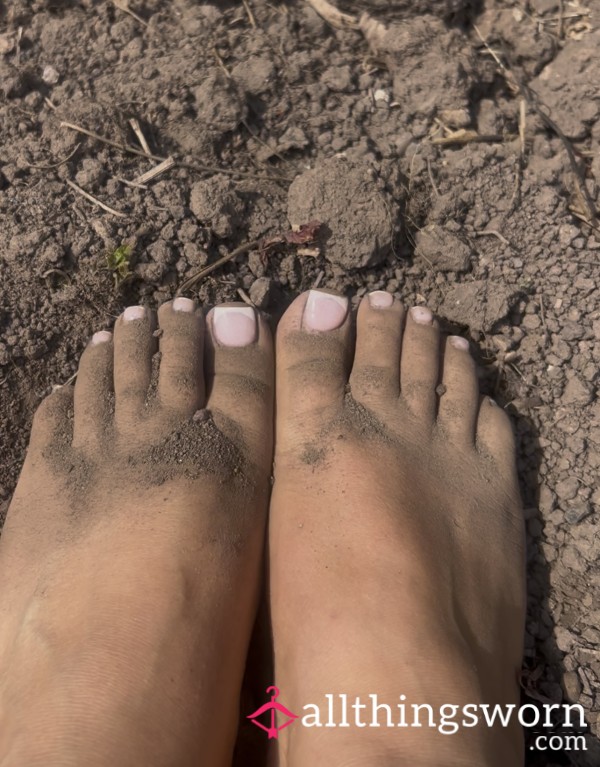 Feet Playing In Mud👣