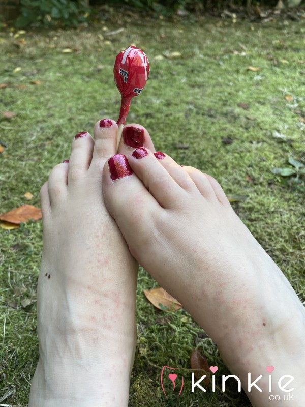 Feet Pops;)