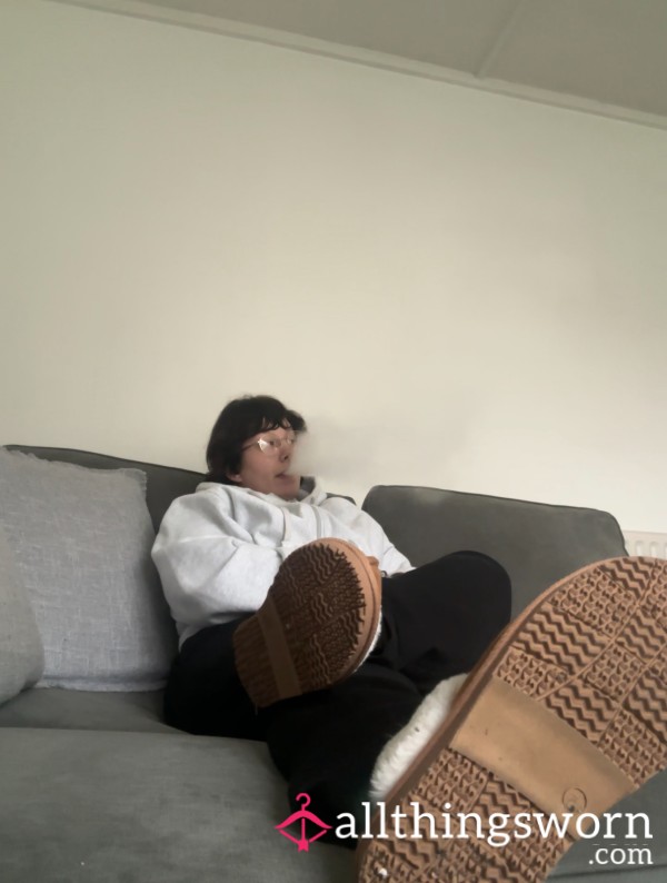 Feet, Sock, Slipper And Vape ASMR🔊