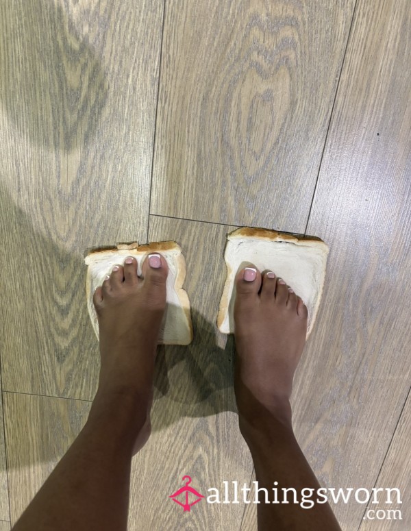Feet Toast