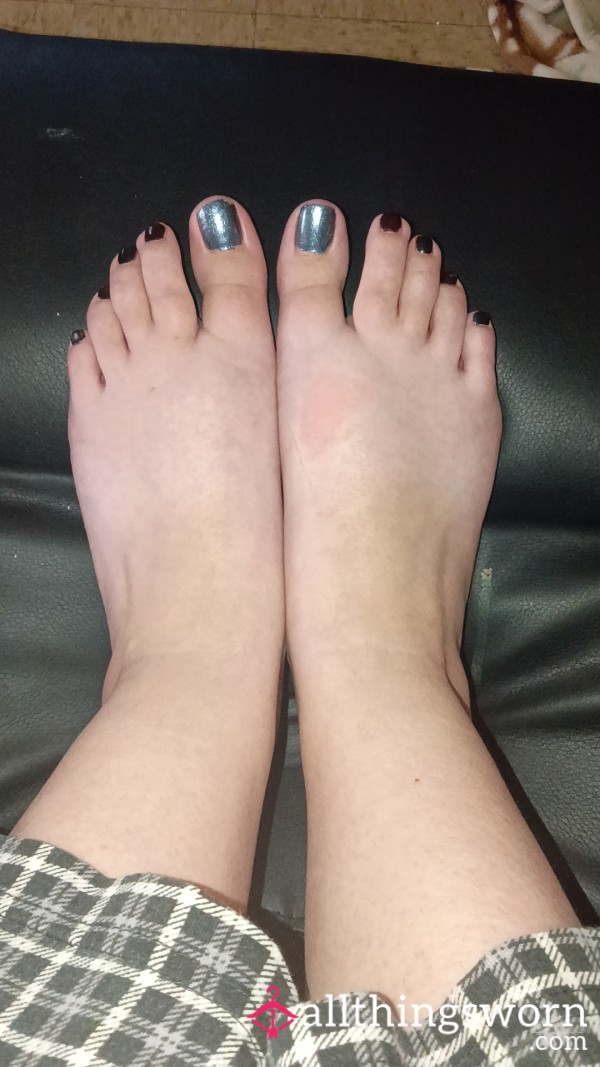 Feet Worship And Ignore