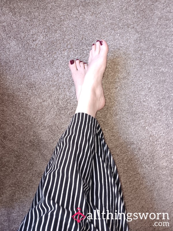 Feet Worship Goth Mom Feet