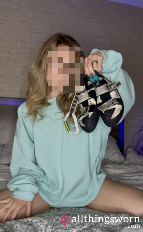 👣 Feet Worship Video With Humiliation 🙇