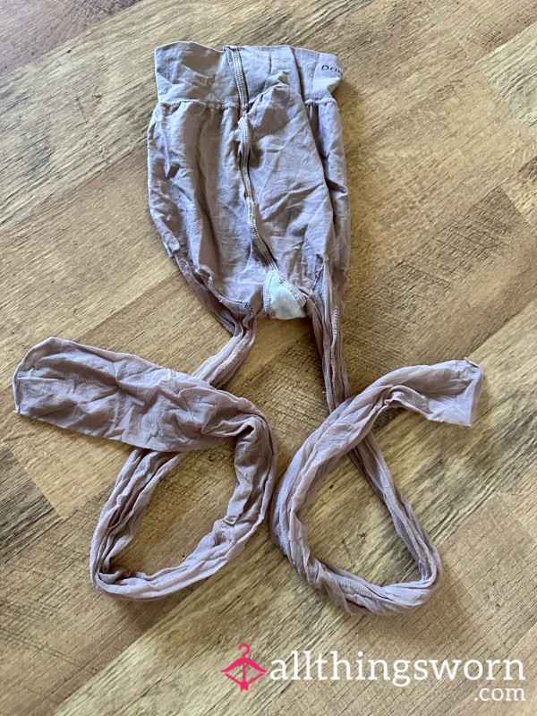 ✨ Feetless Pantyhose Description (Inspired By Taylor Swift’s Go-To Tights)