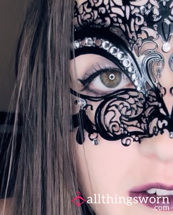 Femdom Dirty Talk/a** Focused With Face Sitting