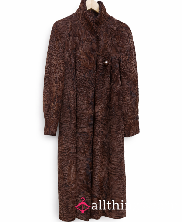 Fur Owned By Marisa Mell⭐🎥 – Iconic Star Of " Diabolik”Fendi Vintage ’60 – Persian Lamb Astrakhan Fur With Embroidered Initials MM Unique And Sensual🫦