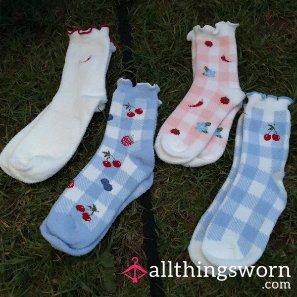 🧸 Fluffy Bed Socks Available For Immediate Wears! 🎀