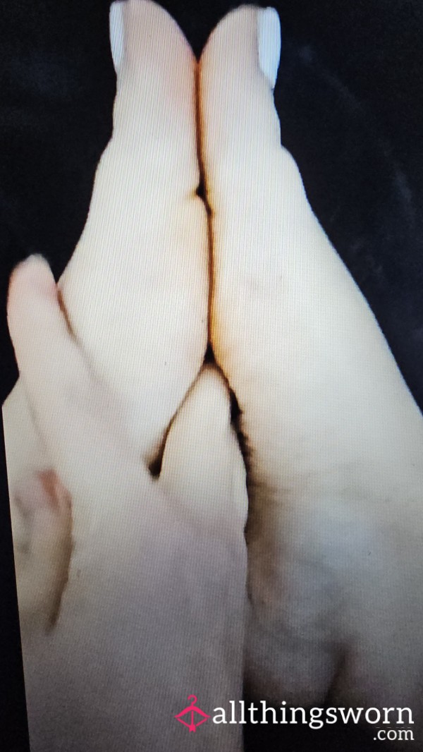 Filing And Painting My Toenails With A Special ASMR Ending.