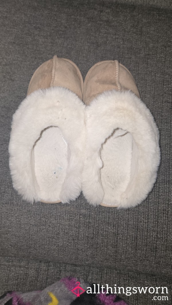 💋 Filthy Daily Slippers 💋