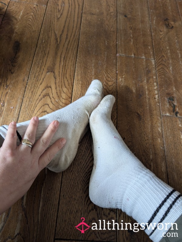 Filthy 😈 Dirty Socks 💦