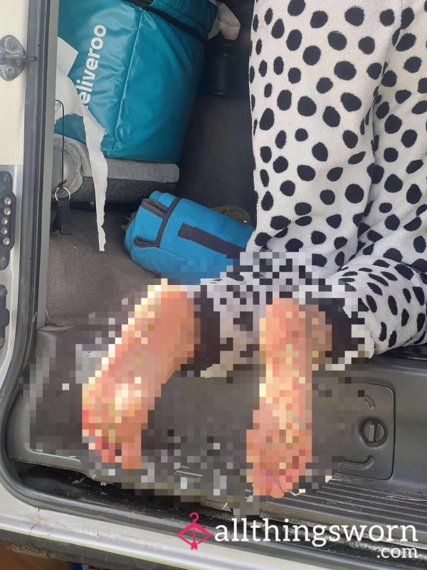 Filthy Festival Feet 👣