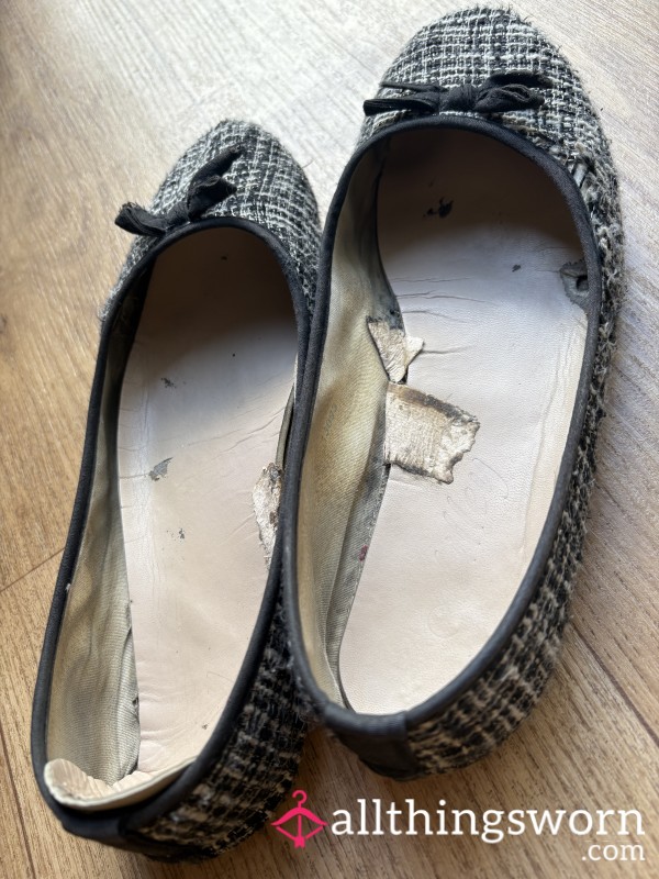 FILTHY FLATS - Well Worn By BBW (barefoot!) UK 9 US 11