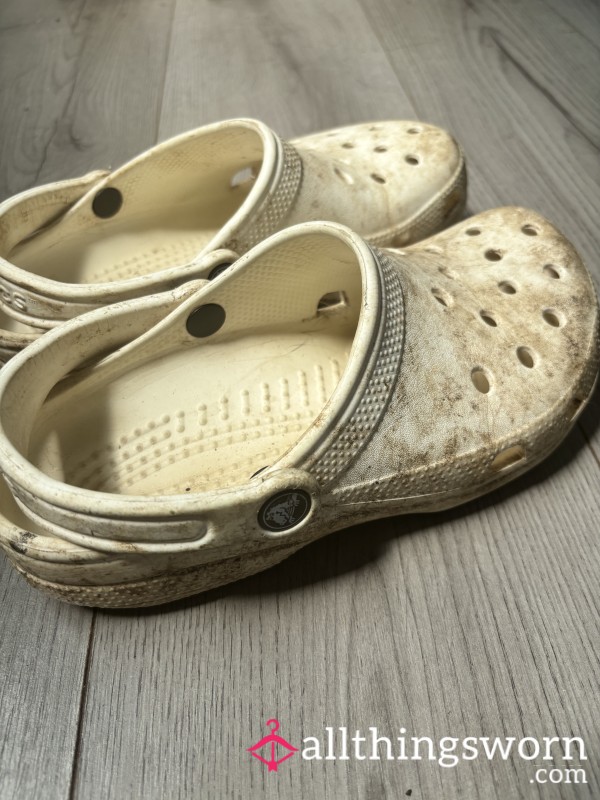 🌿 Filthy Garden Girl Crocs – Worn Hard, Loved More 🌿