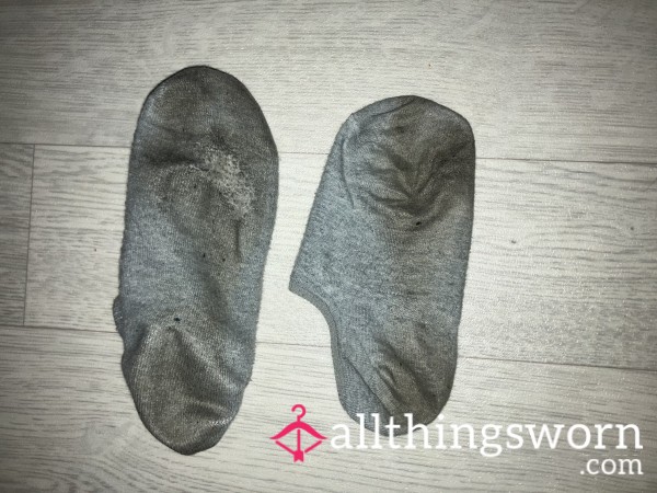 Filthy Grey Ankle Socks