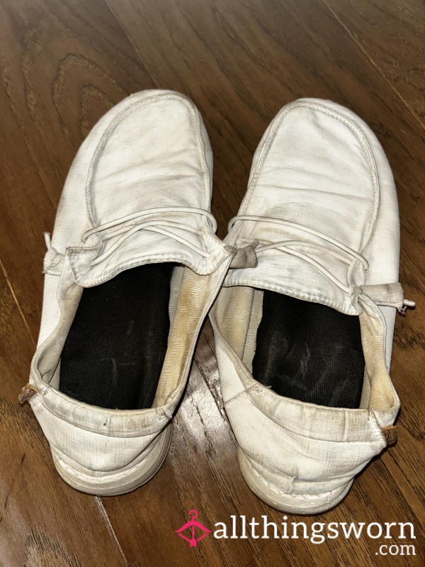 Filthy Hey Dudes That Come With Socks