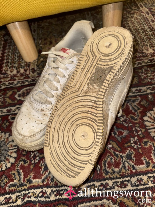 Filthy Nike AF1