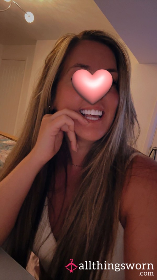 Filthy S**ting! Let My Dirty Mouth Make You Hard.