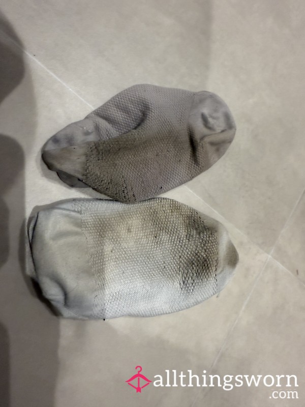 Filthy Trainer Socks
