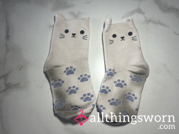 Filthy White Kitty Socks (Size 7)