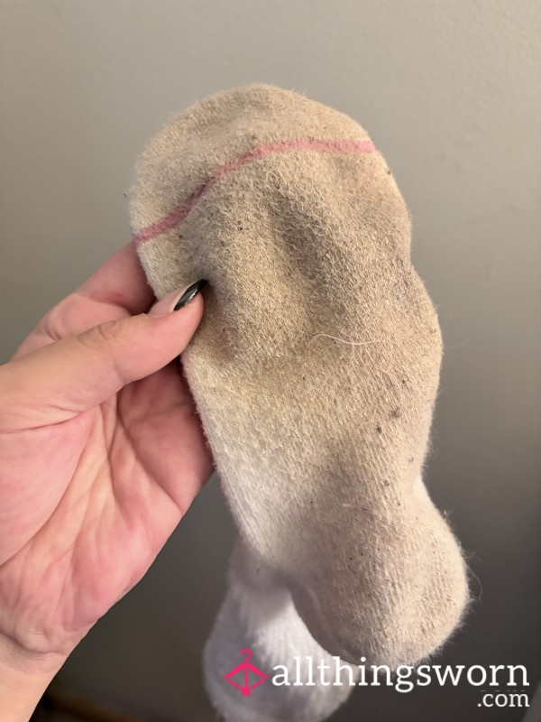 🧦 Filthy White Socks