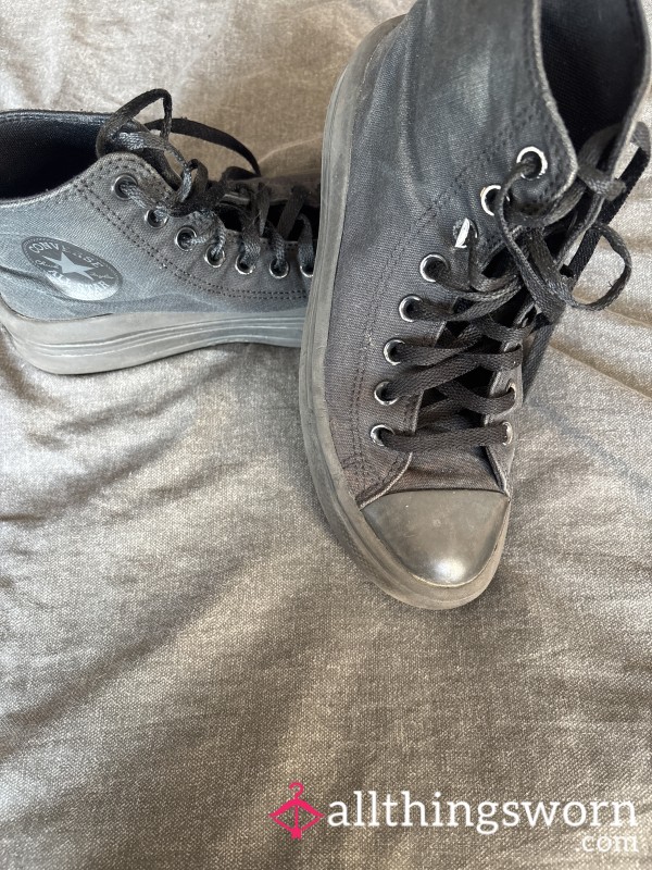 Filthy Work Converse 🤢
