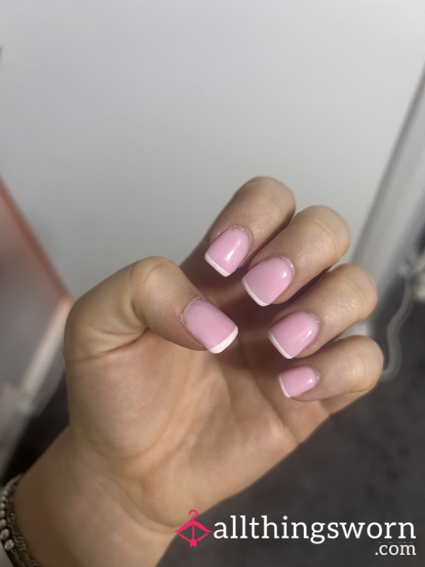 Fingering My Pretty Pu**y