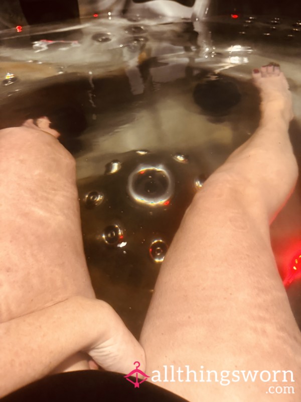 Playing With Myself In The Hot Tub