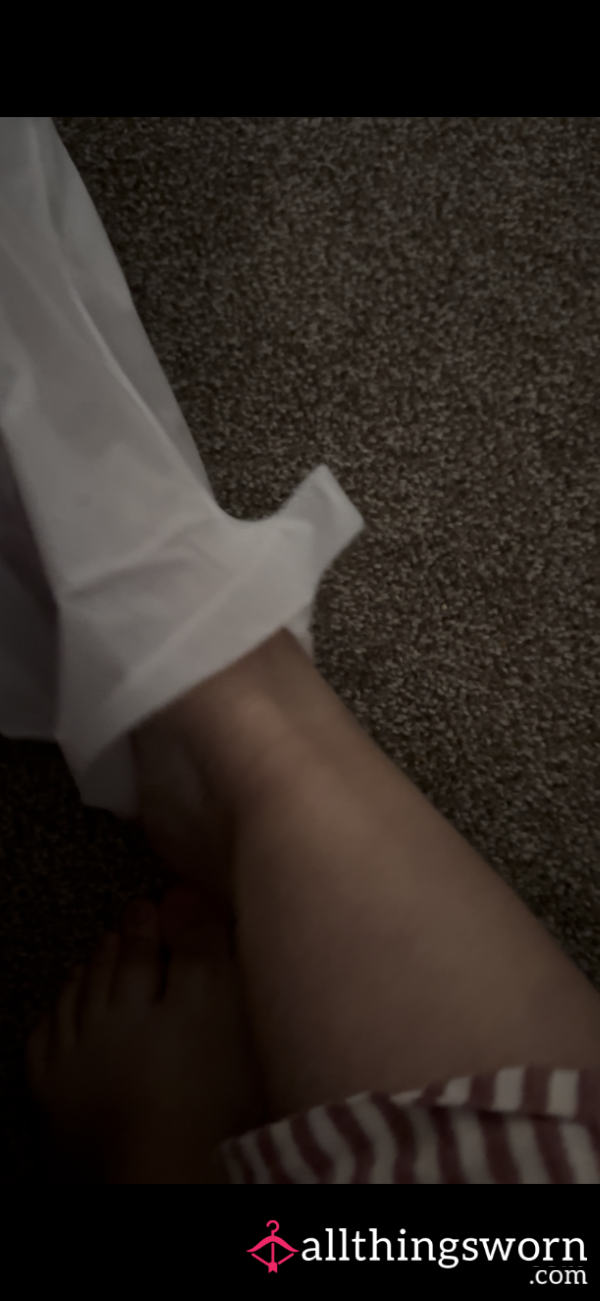 Rubbing In Foot Mask Cream 🦶