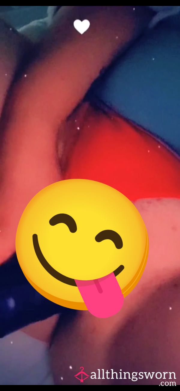 First Ever Content Vid😇 - Short But Sweet Close Up Of My Favourite Di**o Stretching My Tight 😻💦🍆