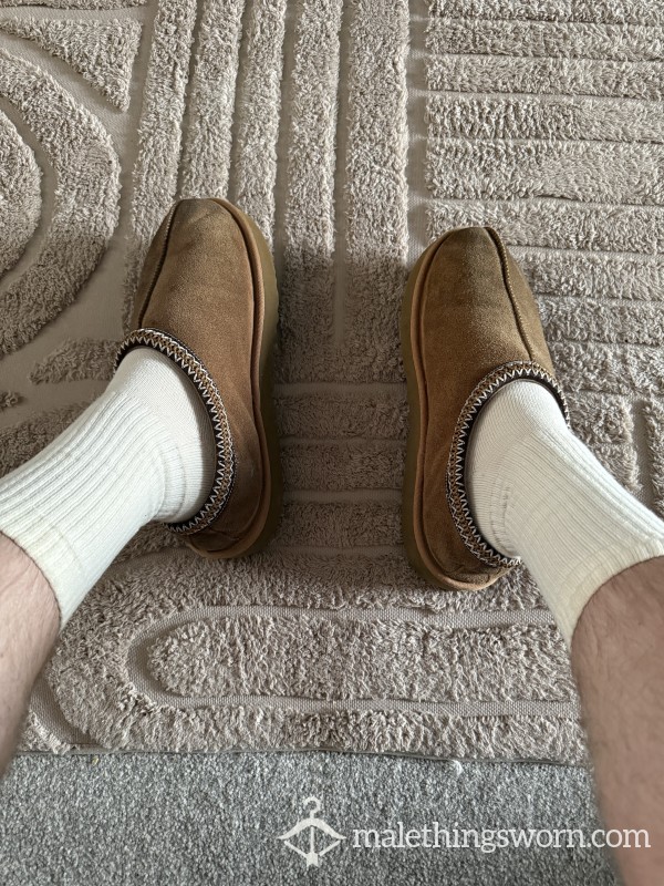 First Listing Special 🧦 Don’t Miss Out