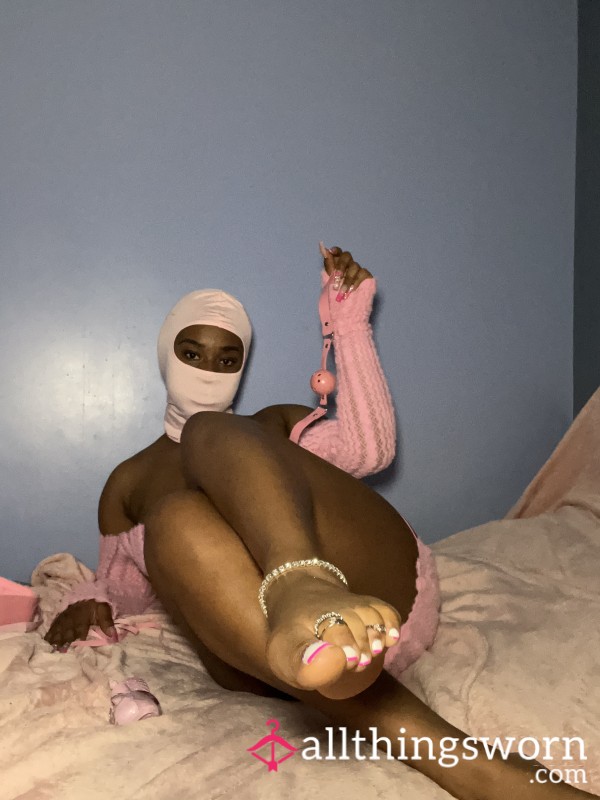 First Tribute…Approach Mistress DeNoir Properly.