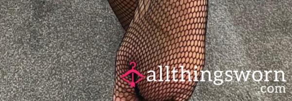 Fishnet Sole Tease – Curved, Warm, Wicked 👣🖤