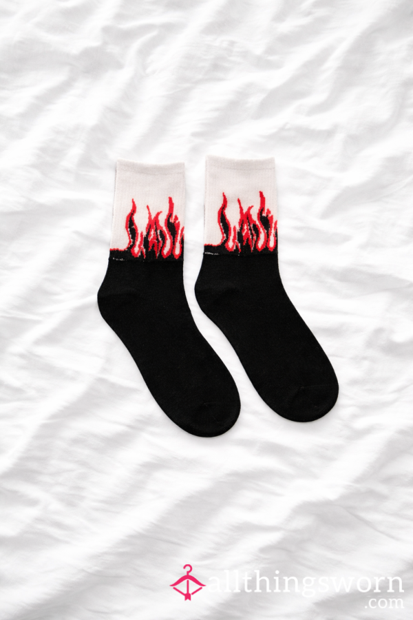 Flame Socks 🔥