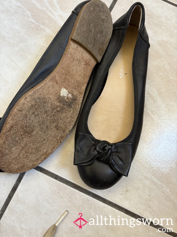 Flat Ballerina Shoes ..