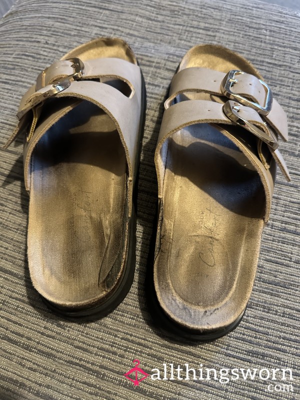 Flat Footbed Sandals - Genuine Wear Through The Summer