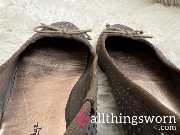 Flat Worn Smelly Shoes Olive Green