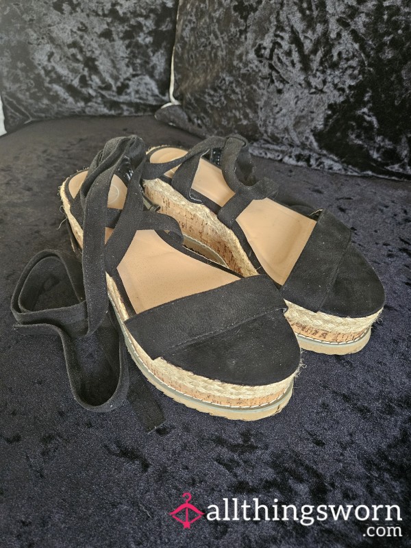Flatform Sandals! Size 6🩴