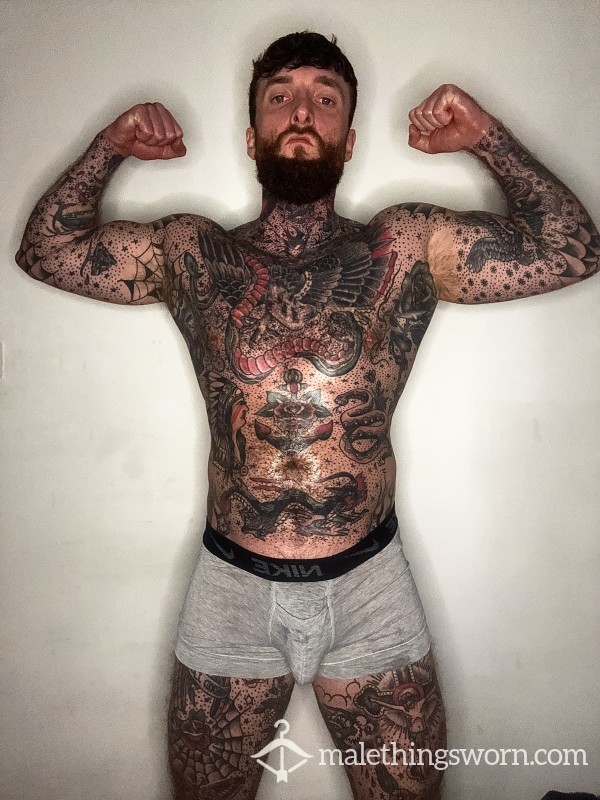 Flexing & Wanking