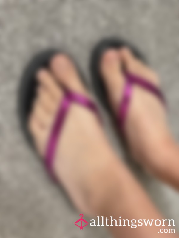 FLIP FLOPS WALKING