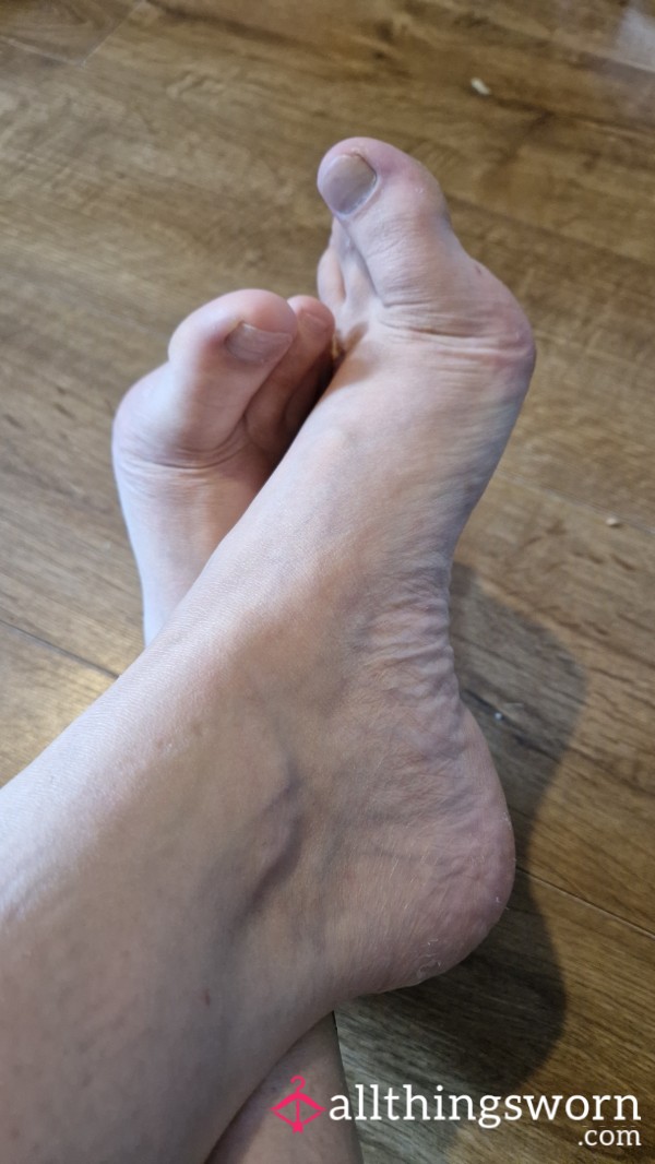 Flirty Feet Video