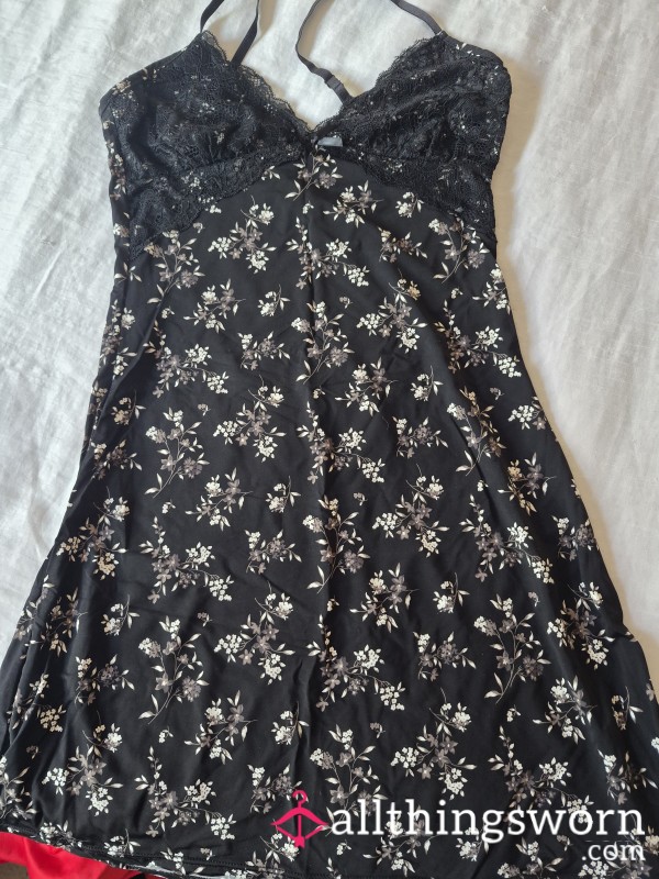 Flor*l Black Satin