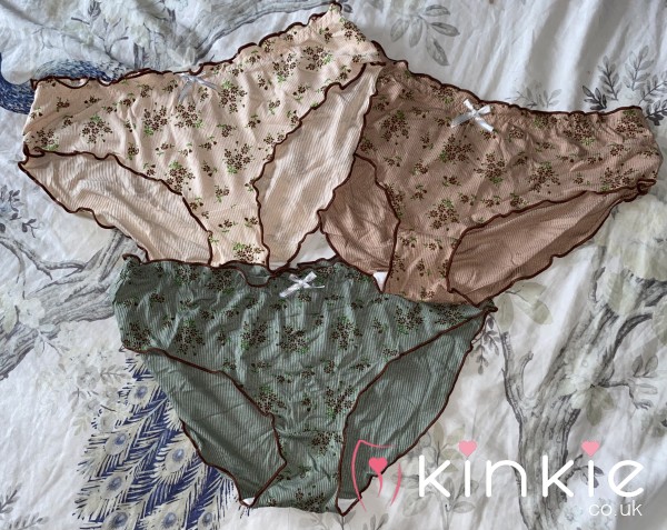 Flor*l Cotton Fullbacks 💐