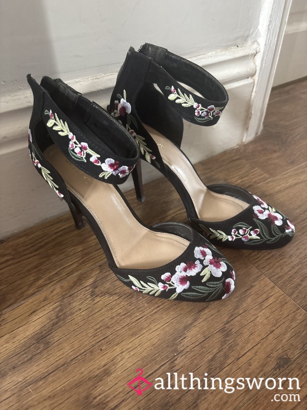 Flor*l High Heels