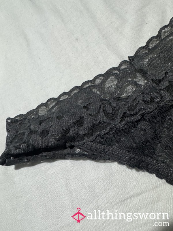 Flor*l Lace Pattern Thong