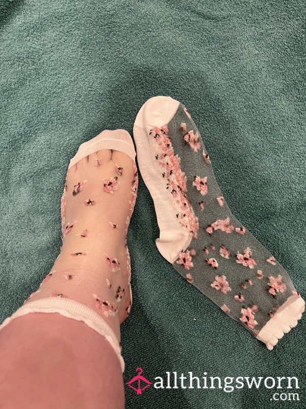 Flor*l Nylon Socks