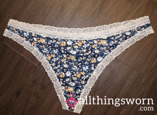 Flor*l Printed Lace Thong (plus Size)