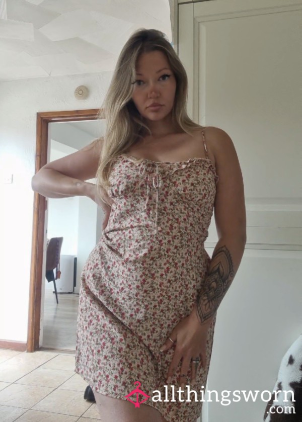 Flor*l Summer Dress