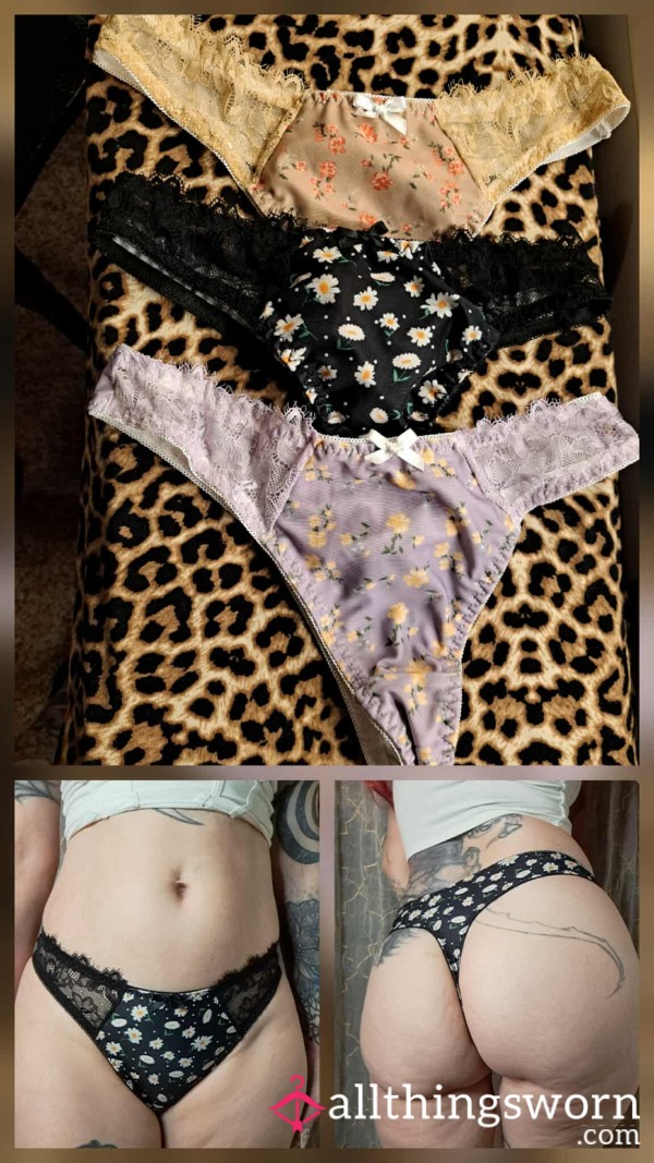 Flor*l Thongs - Size Small